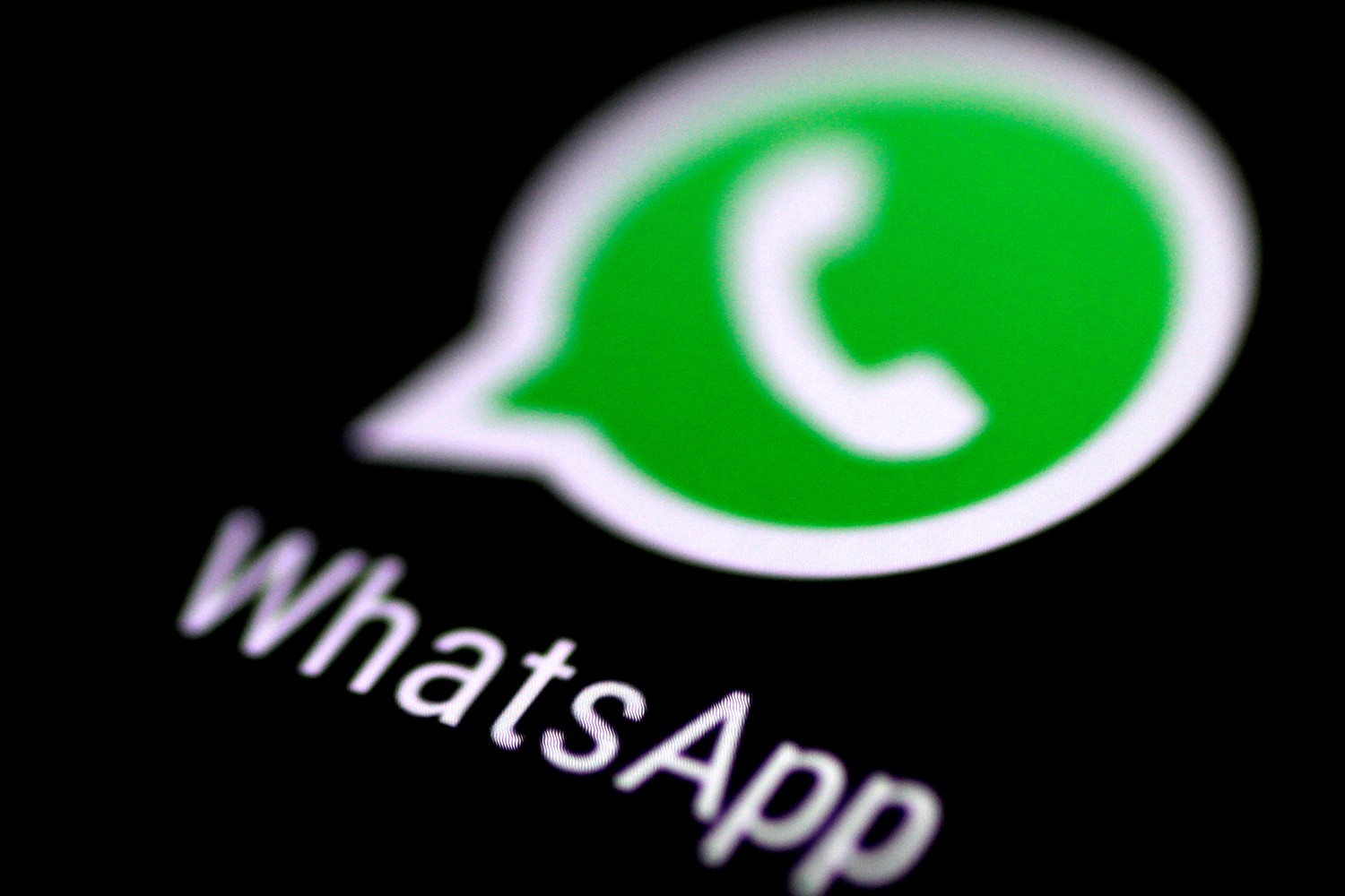 Programador dá contragolpe pelo WhatsApp e descobre golpista em cadeia